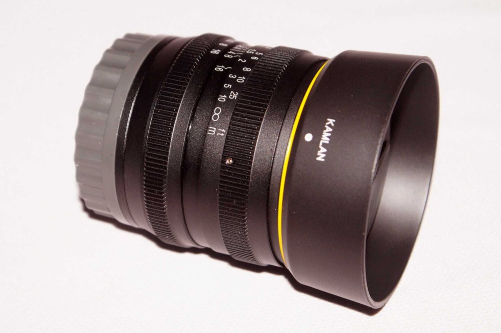 Kamlan 50mm f/1.1 для Canon EF-M