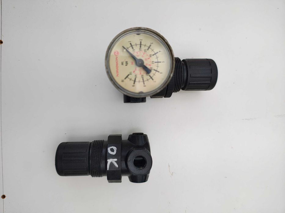 Reduktor regulator sprężonego powietrza pneumatyczny 1/4" dławik 2szt