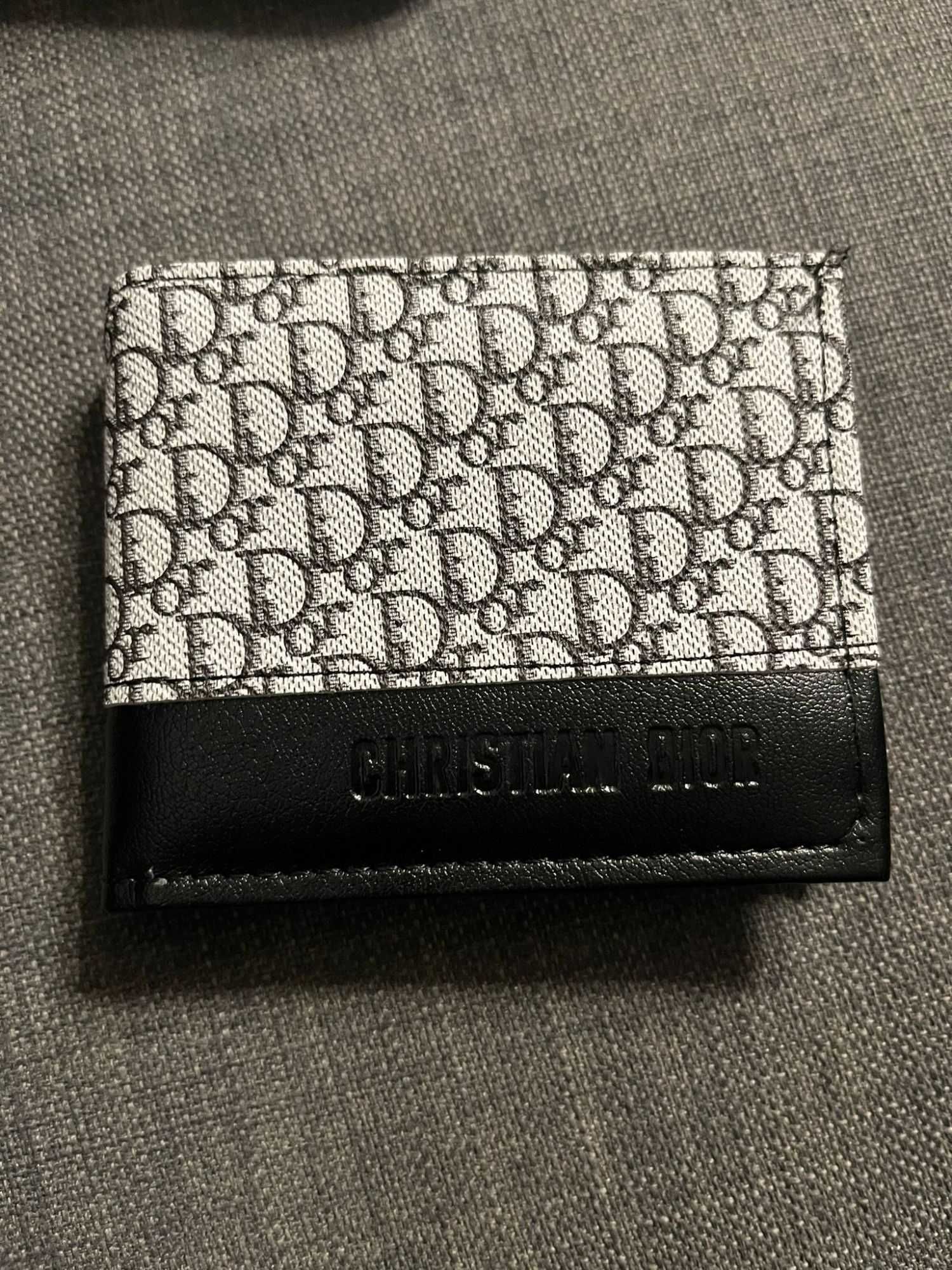 Portfele Meskie hugo boss phillip plein armani znaczki Premium