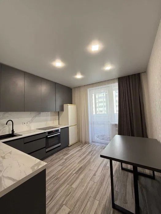 Впервые в продаже! 2 ком. квартира 57 м2 в ЖК Мира 3 (22918)