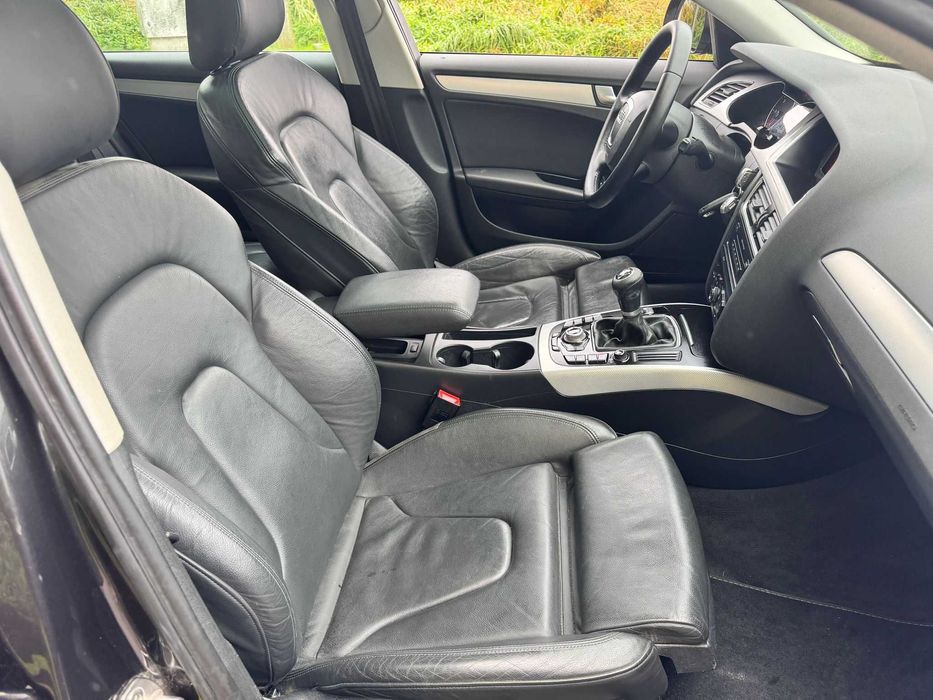 Audi A4b8 2.0TDI Manual 170 Koni Skóry Bi-xenon Sprowadzona