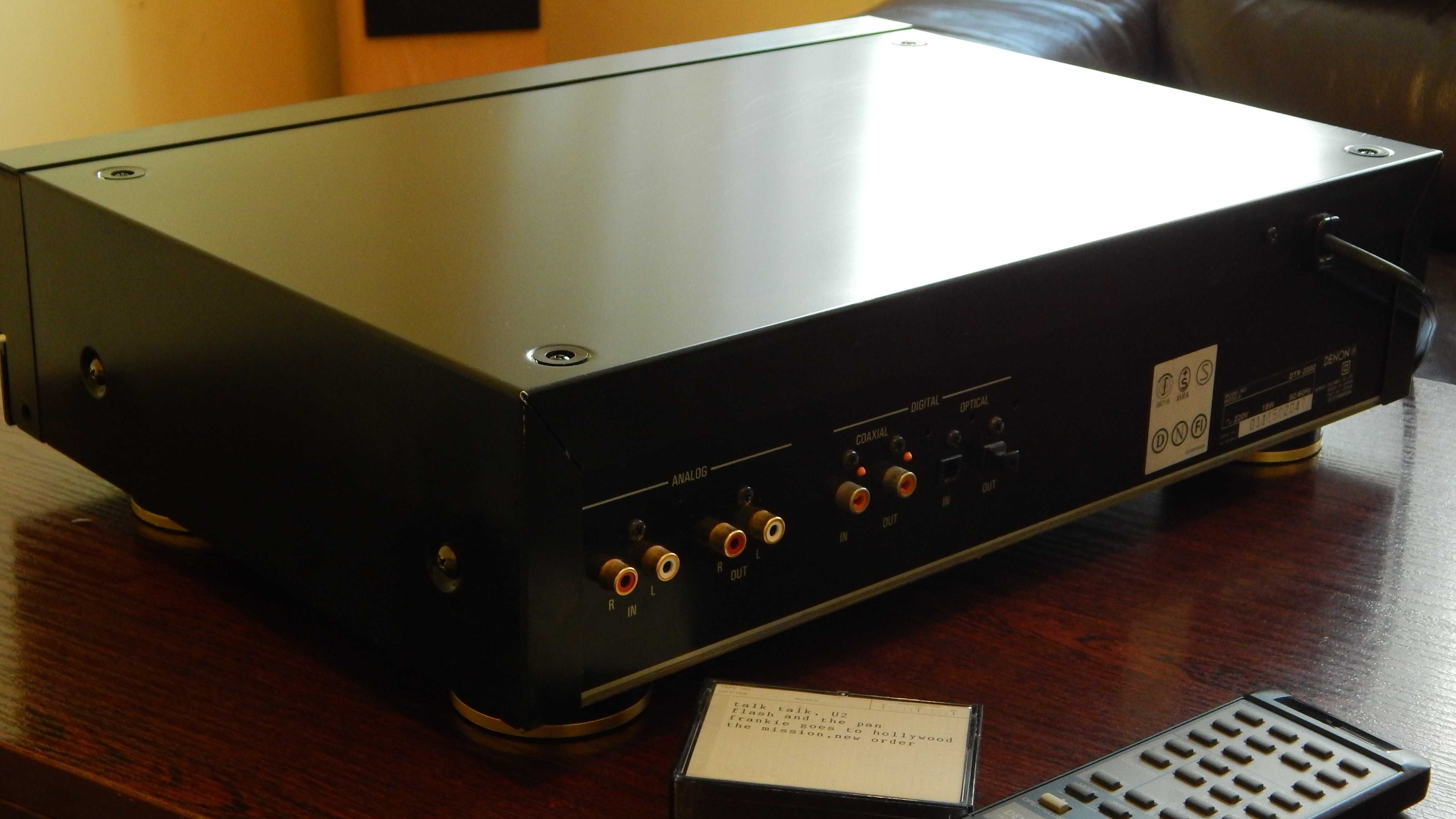 Denon DTR-2000 magnetofon cyfrowy DAT