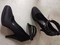 Damskie buty na obcasie czarne 39