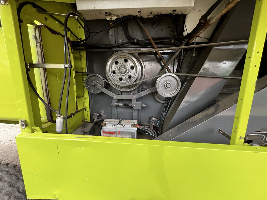 Комбайн зернозбиральний Claas Dominator 130 2006 p Свіжий