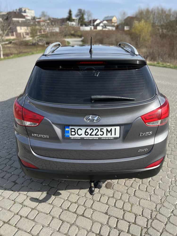 Продам Hyundai IX 35 4WD на Автоматі.Premium комплектація