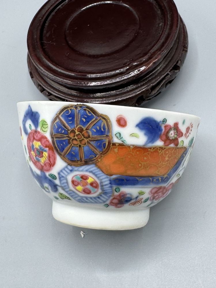 Taça em porcelana chinesa pseudo tobacco leaf  Qianlong seculo 18