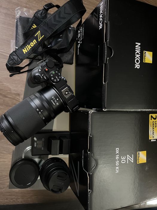 Aparat Fotograficzny Nikon Nikkor z30 zestaw