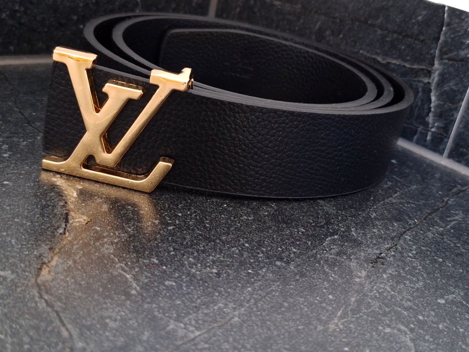 Piękny pasek damski Louis V długość 120 cm