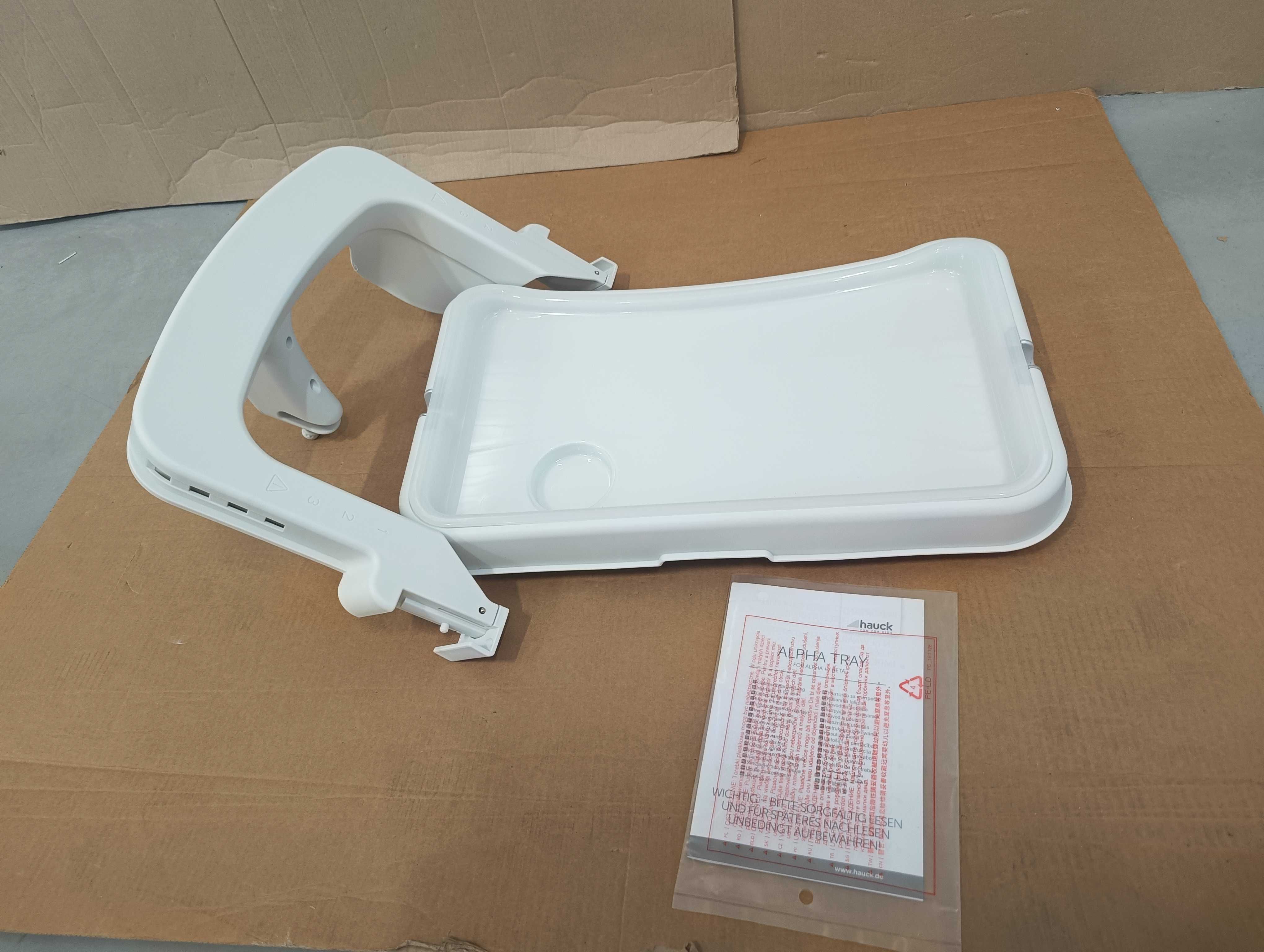 Hauck Alpha Tray 3w1, regulowana taca do krzesełka z wyjmowaną tacą