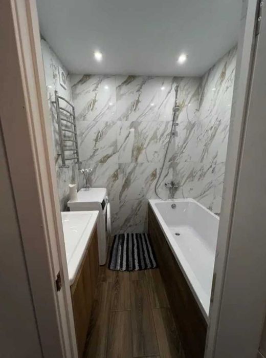 2х кімнатна на довгострокову оренду