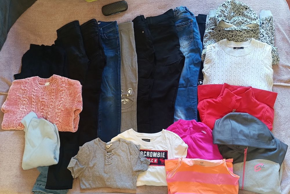 Лот пакет речей на дівчинку р.140-150