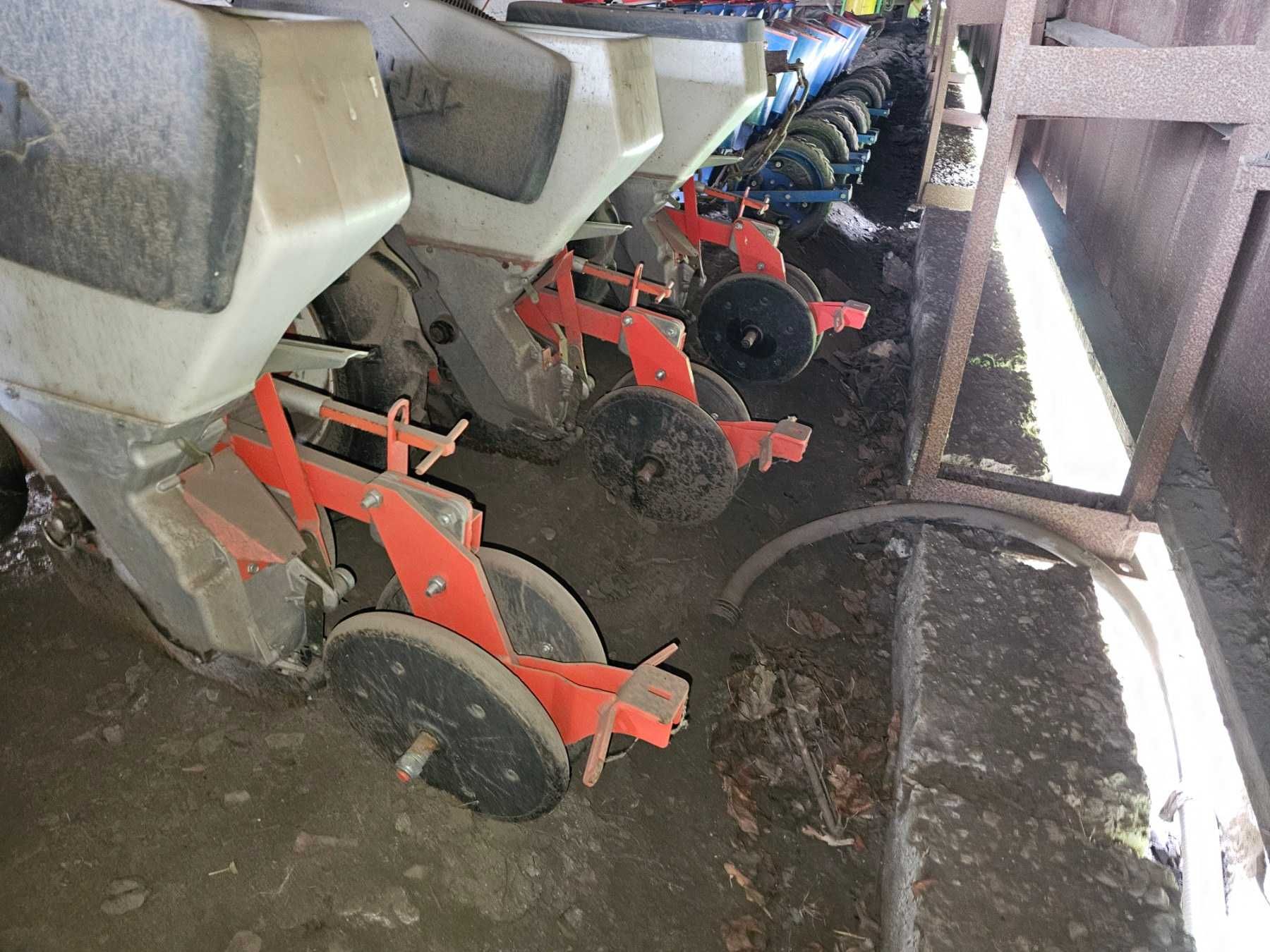 Сівалка Kuhn Planter 3M 600 8-рядкова