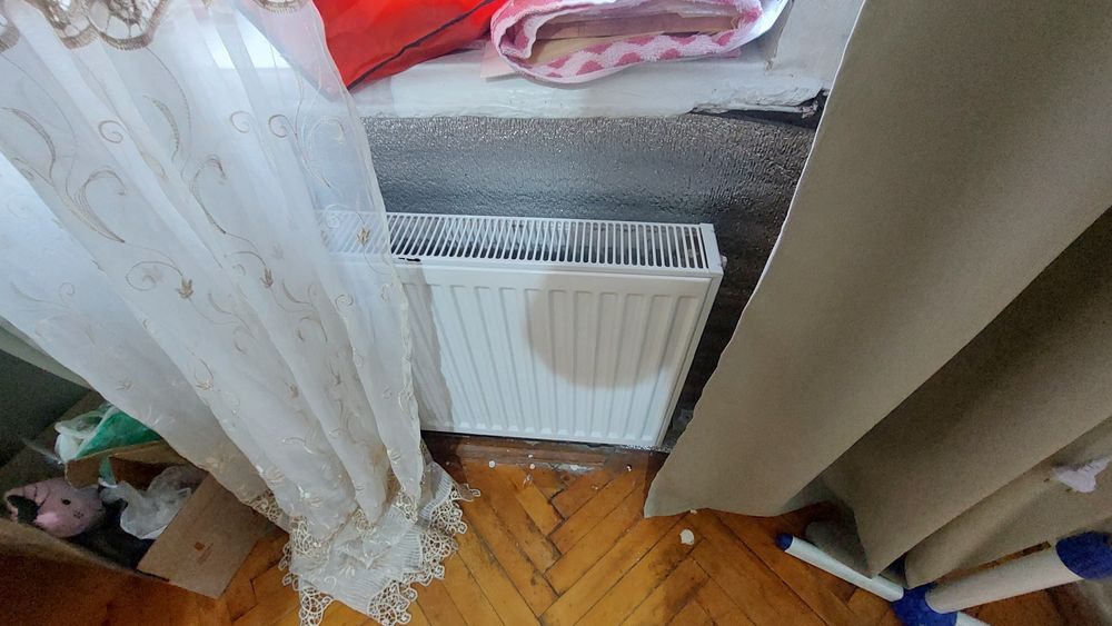 Продам 2-кімнатну квартиру. Вул.Стависька,33.