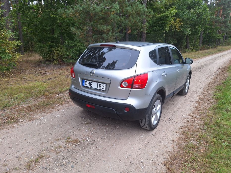 Nissan Qashqai  2.0 b