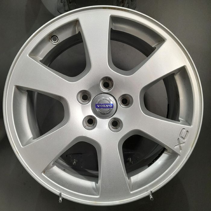 Felgi 17 5x108 Volvo XC60 XC70 XC40 OE (F503437-10)