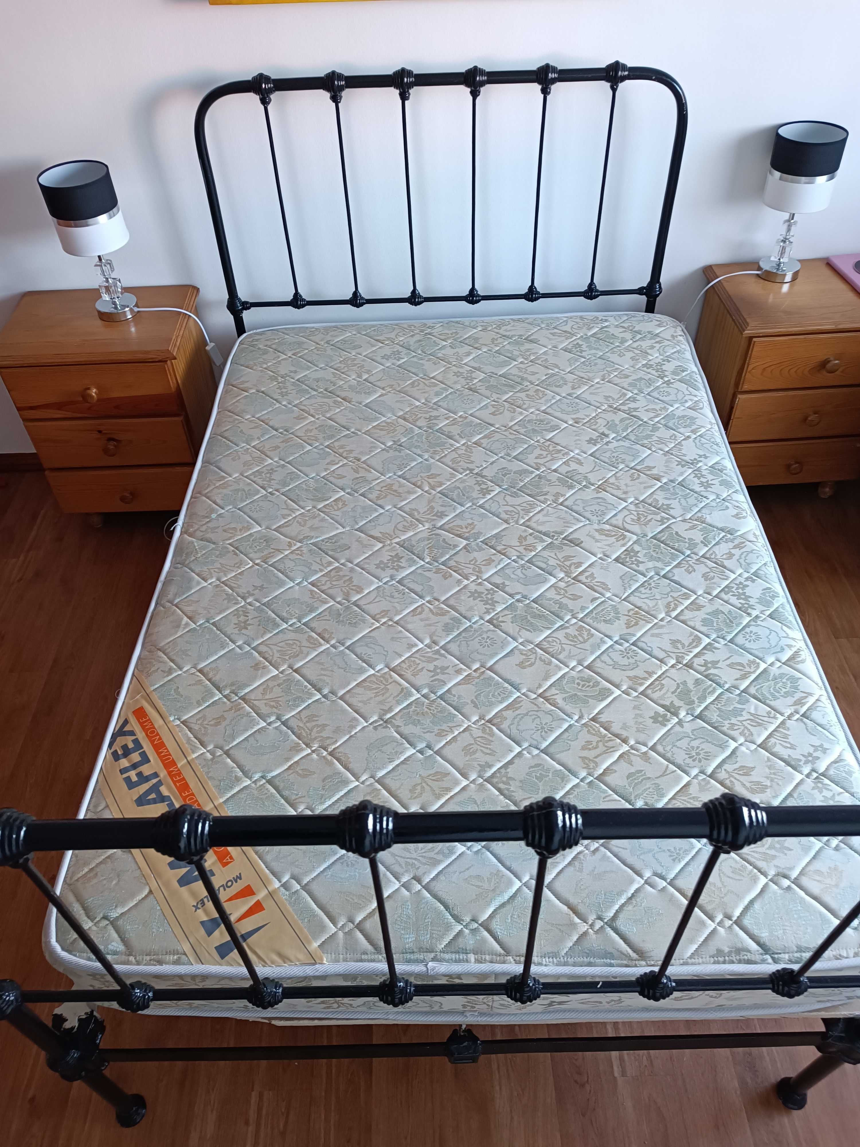 Cama de ferro 160x110