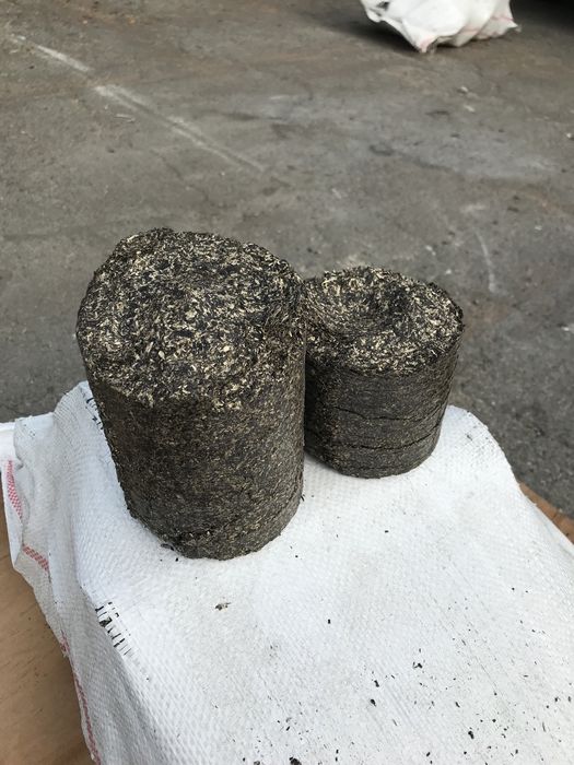 Брикети з лушпиння соняшнику