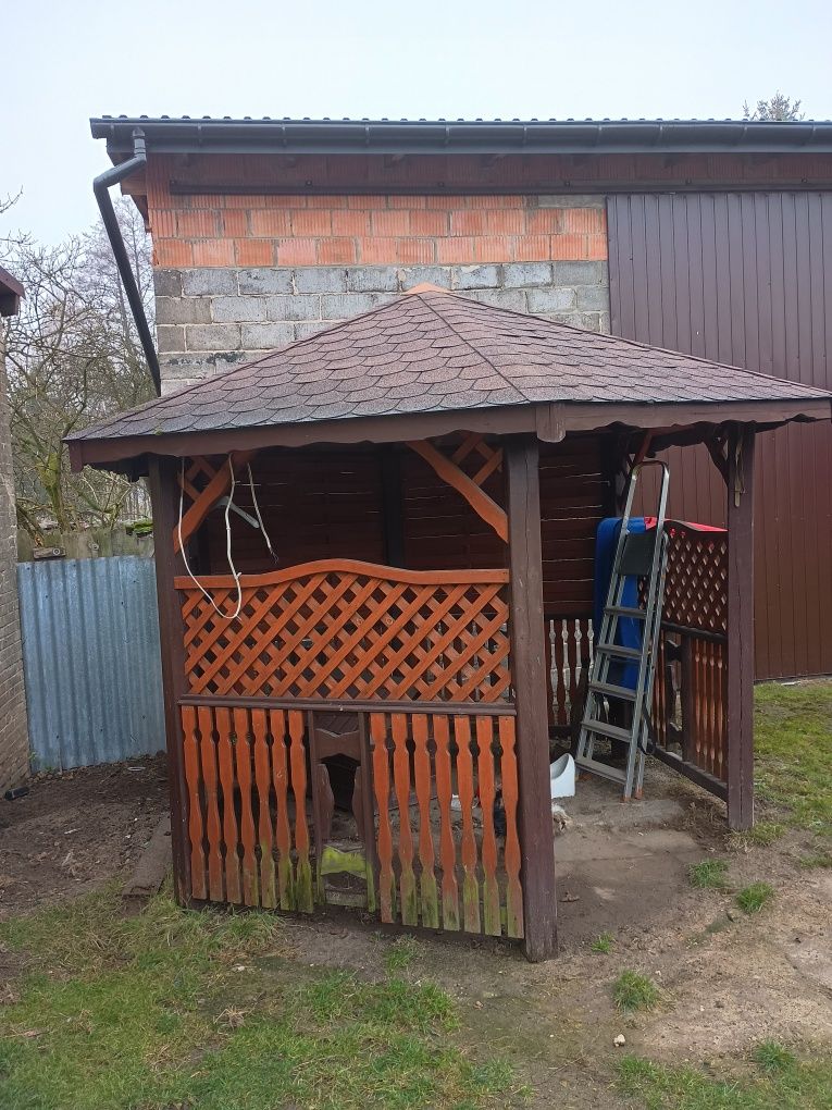 Altanka lekko uzywana