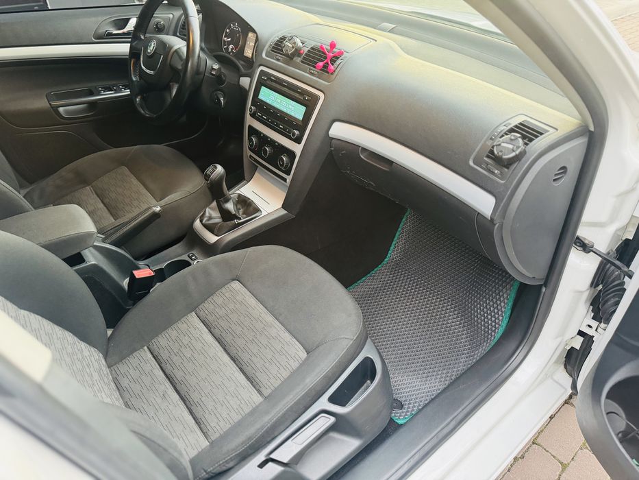 Продам Skoda Octavia 2011 рік 1.8 TSI 4x4 в хорошому стані!