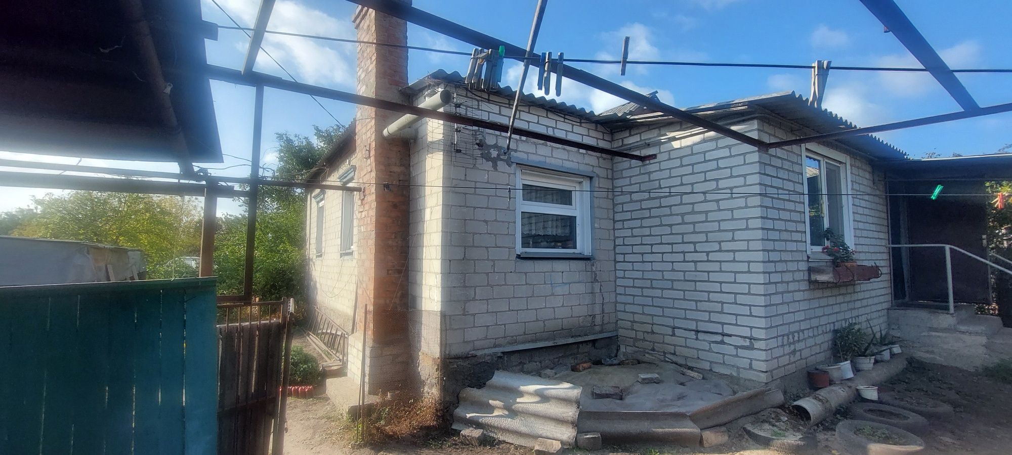 Продам ГАРНИЙ ДОБРОТНИЙ будинок Крюків, район зуп. " ВАГОНЗАВОД "