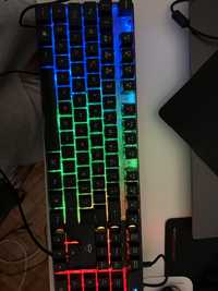 Teclado gaming RGB Trust GXT