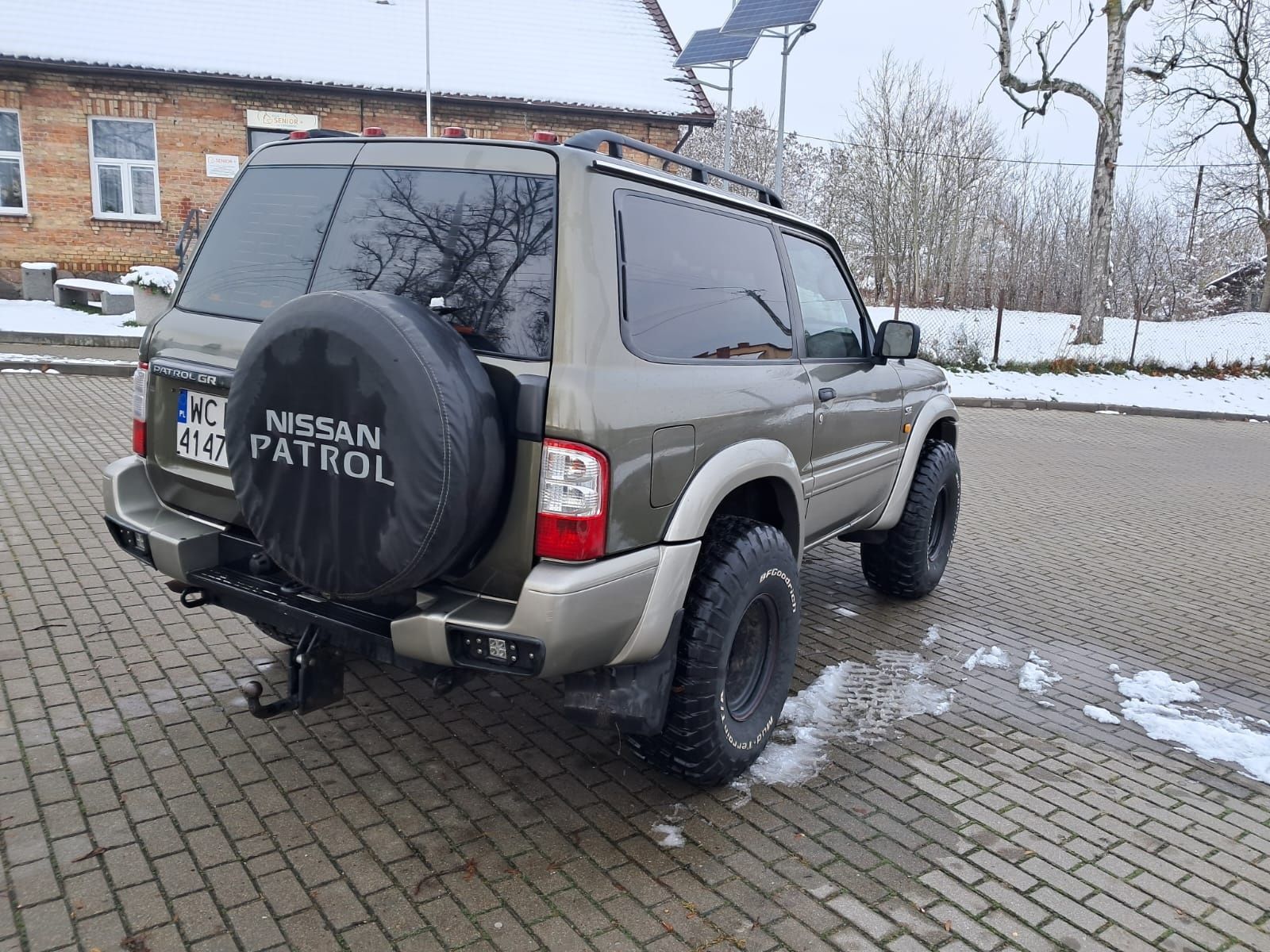 Nissan Patrol Y61