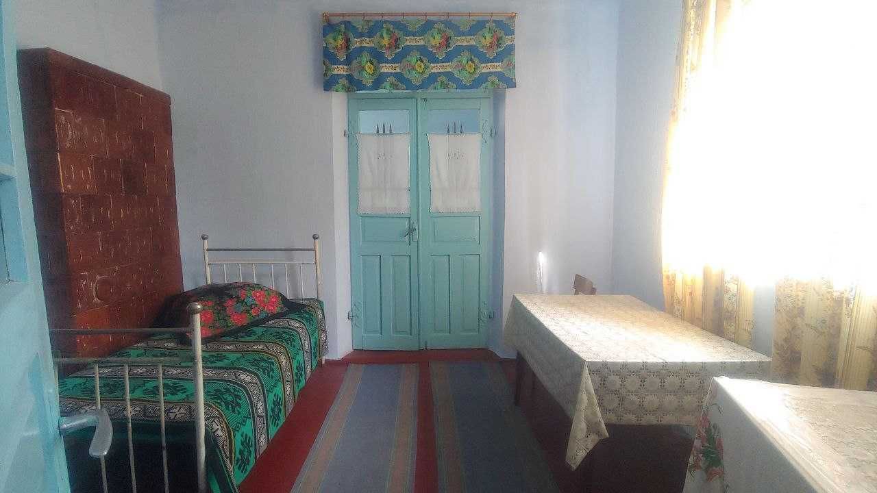 Будинок в с. Рогізна, Кам'янець-Подільський р-он, Хмельницька обл.