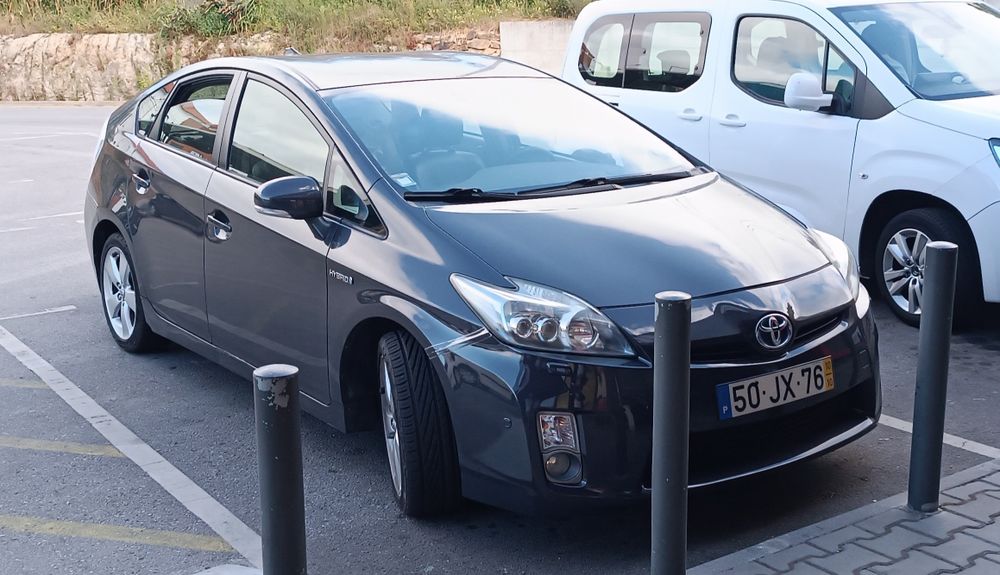 Toyota Prius HSD Premium+pele+GPS