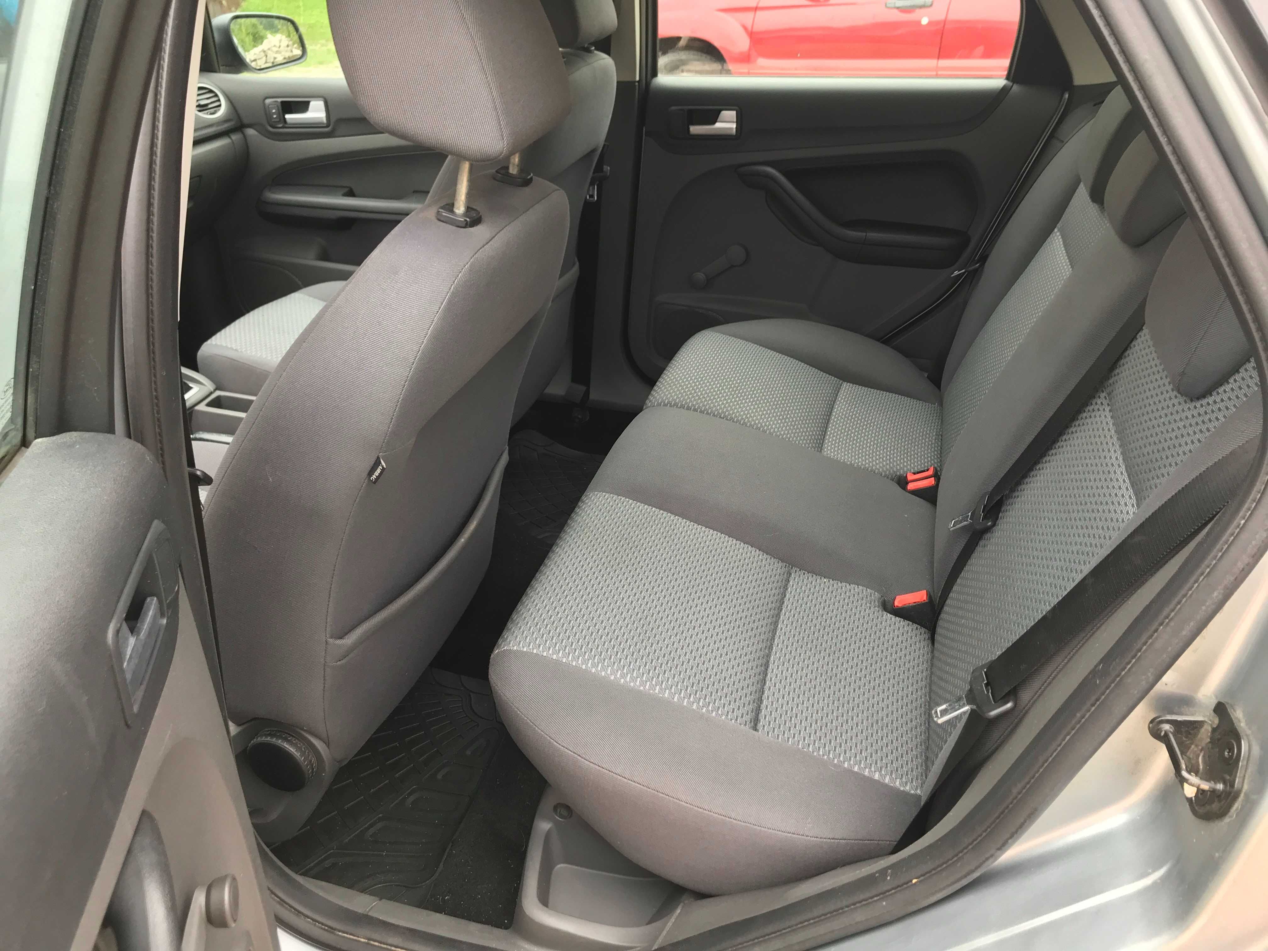 Ford Focus MK2 1.6 benzyna 101KM