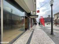 Loja em Espinho _ Rua 19