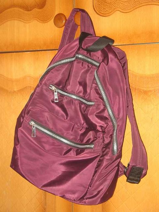 школьный рюкзак  и небольшая сумка