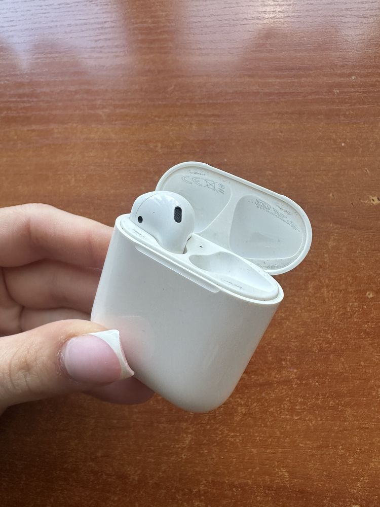 Apple AirPods 2(оригінал)