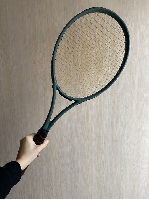 Ракетка тенісна