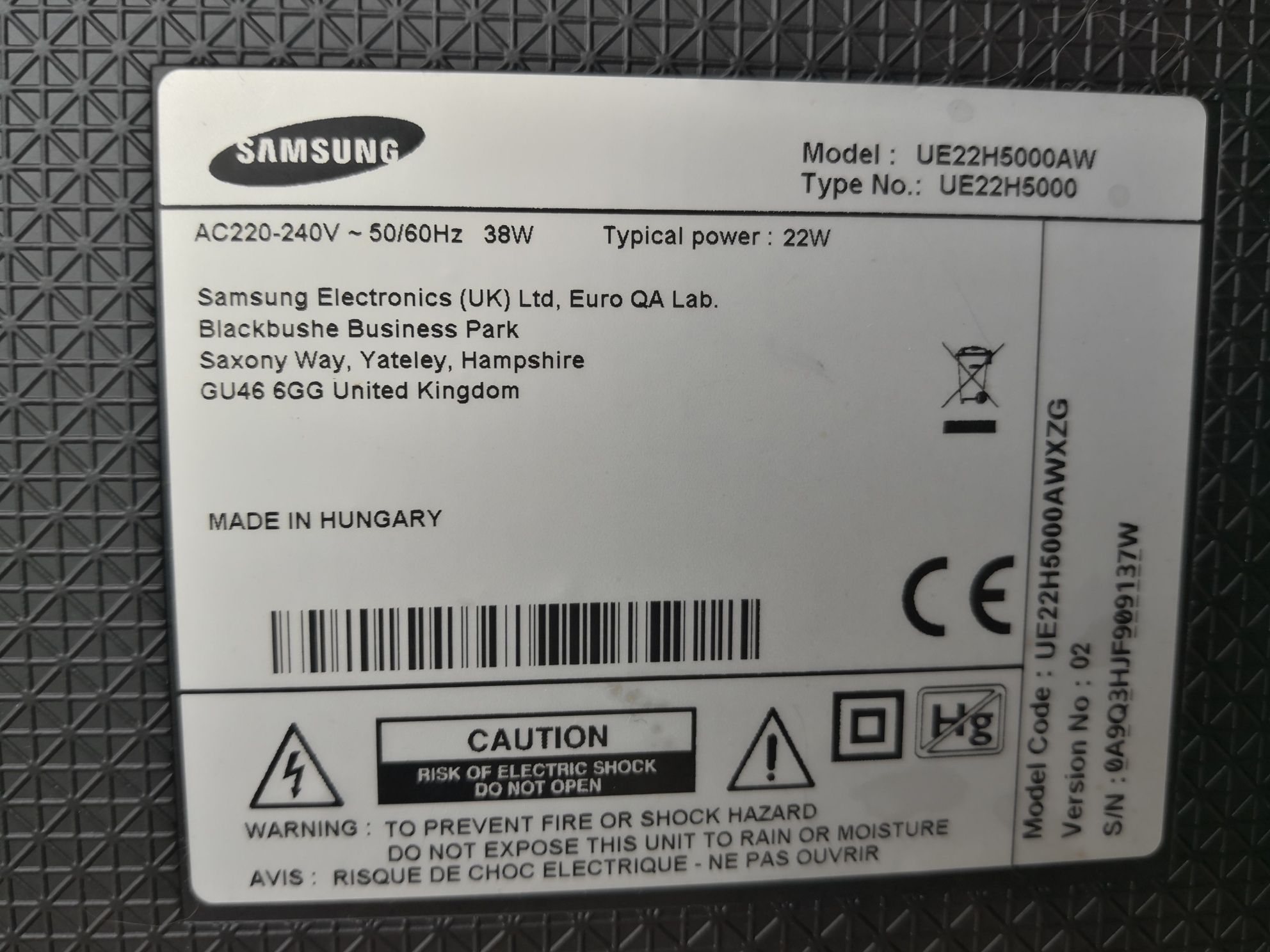 Telewizor Samsung 22 cale z funkcją monitora pilot HDMI USB