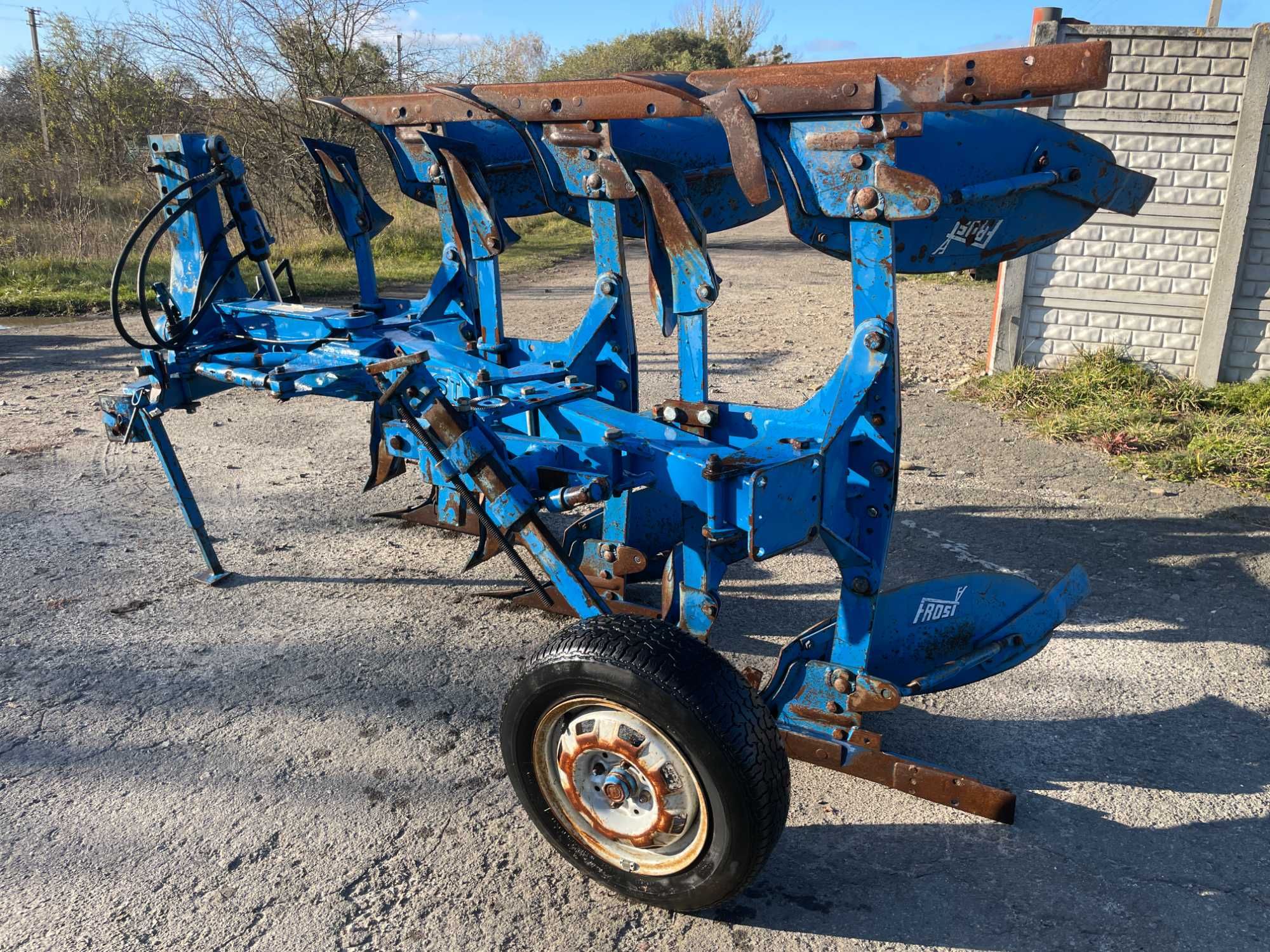 Плуг оборотний 3 корпусний Frost Mosel D110\3 Lemken Kverneland