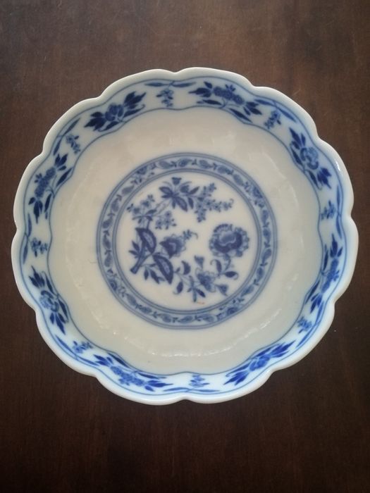 Linda taça decorativa "Vista Alegre"