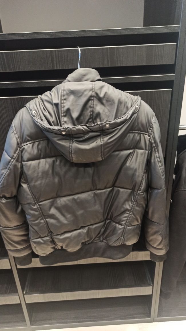 Чоловіча куртка ZARA
