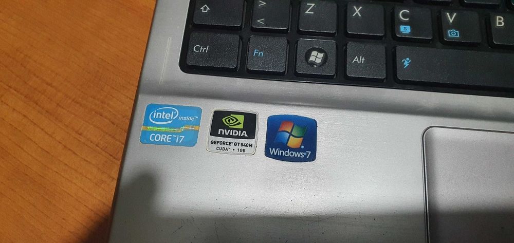 Portátil Asus K53S - Core i7 | 16GB RAM | SSD