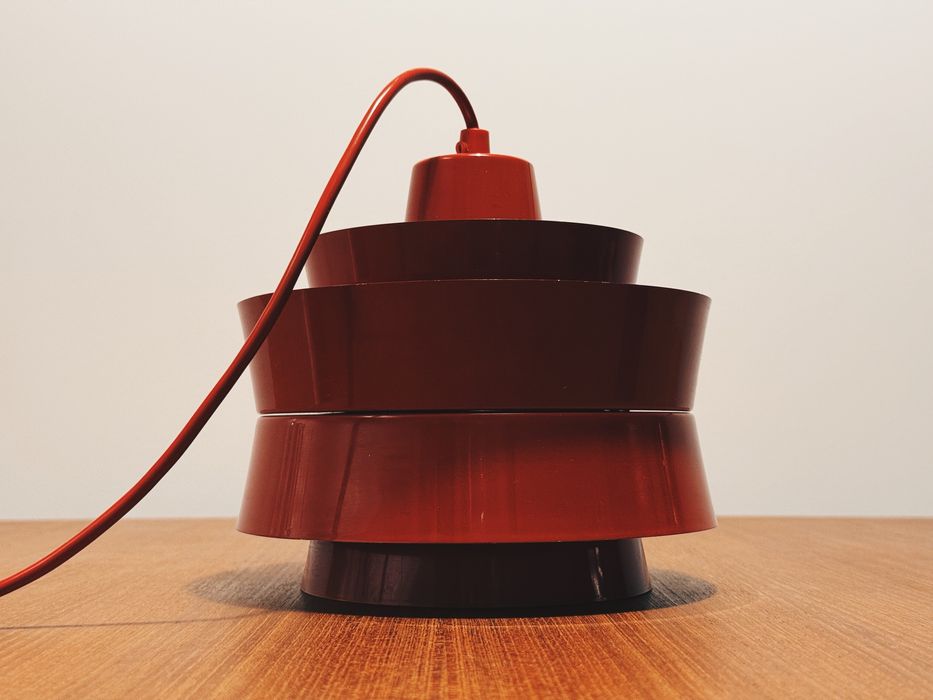 Lampa duńska wiszaca „Trava” proj. Carl Thore, lata 70, czerwona