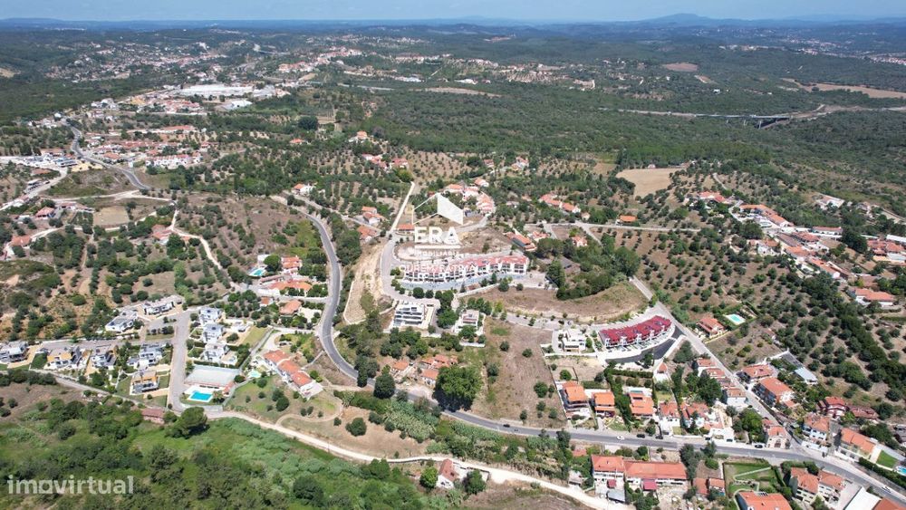 Lote para construção localizado no centro de Tomar!