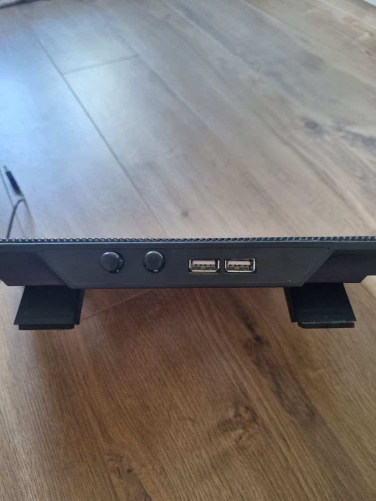 Podstawka chłodząca pod Laptopa 5 śmigieł