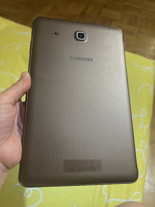 Планшет Samsung Galaxy Tab E