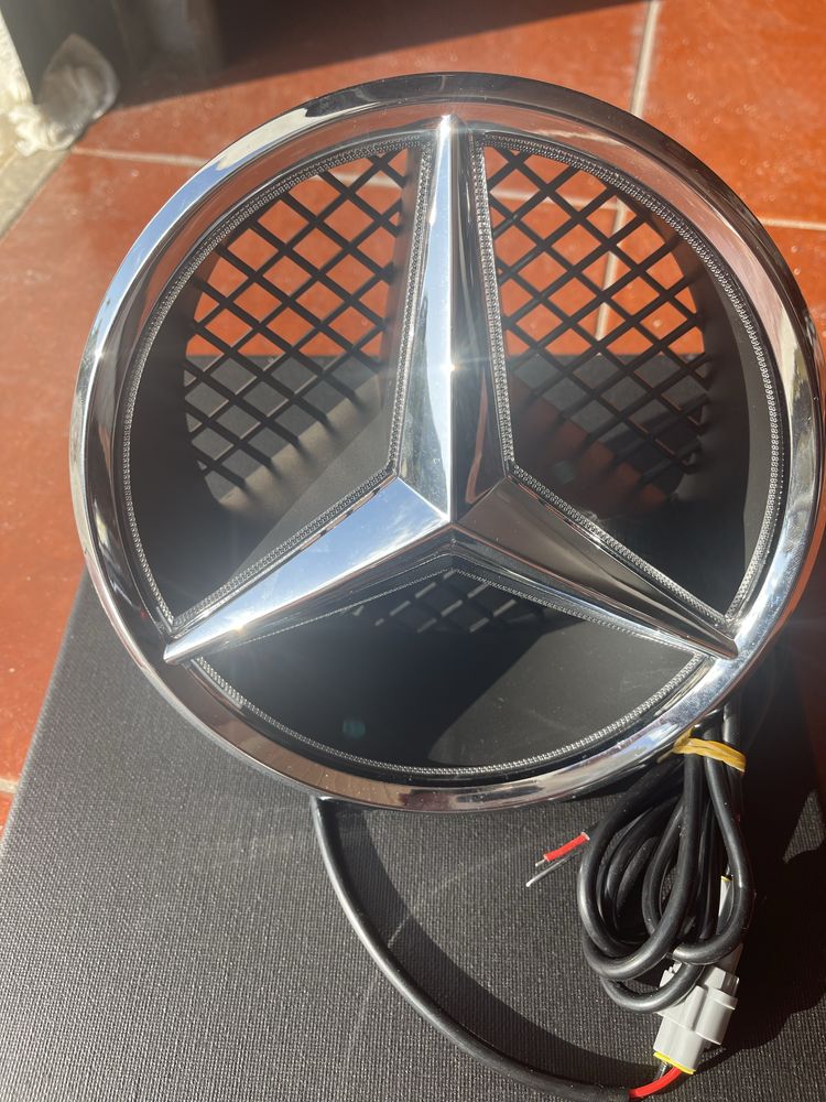 Mercedes     Led