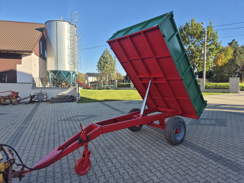 Przyczepa jednoosiowa wywrotka