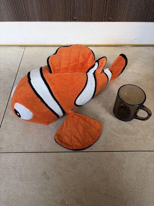 Maskotka Nemo.