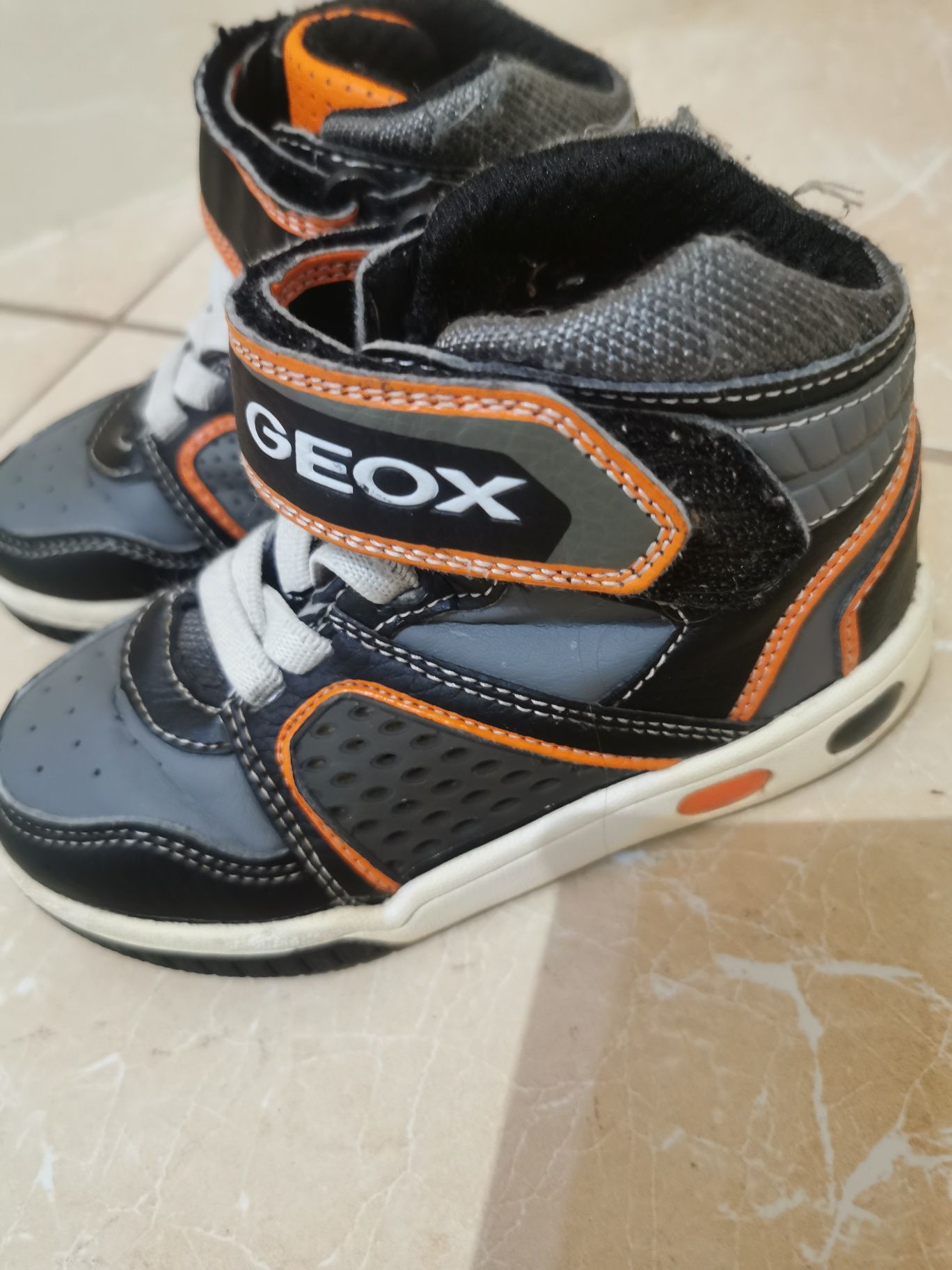 Buty na rzep trampki geox 26