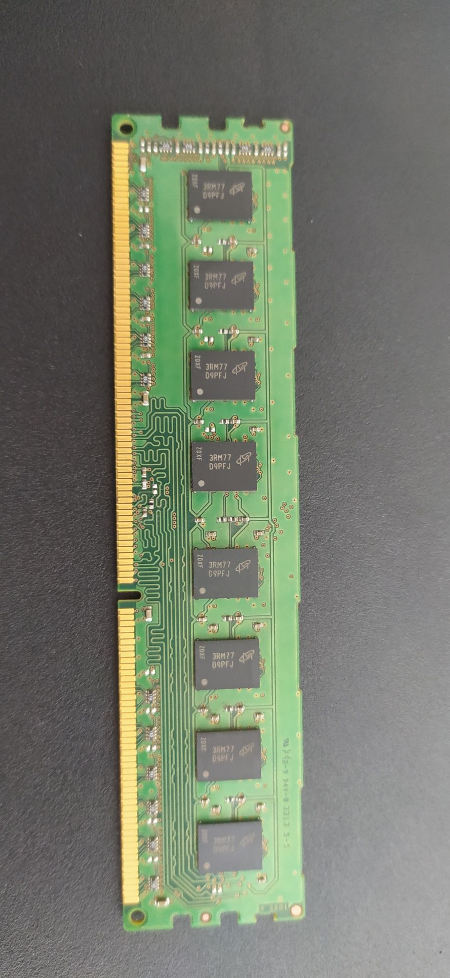 Оперативна пам'ять Micron DDR3L 4 Gb 1600 Mhz