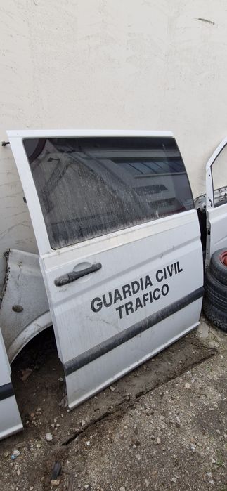 Porta lateral, frente esq./drt. Mercedes Vito/Viano (W639). 2004/2013