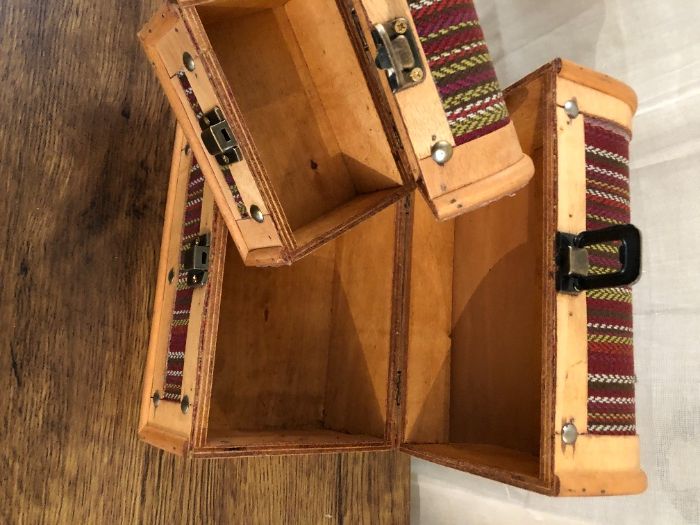 Arcas de madeira pequenas