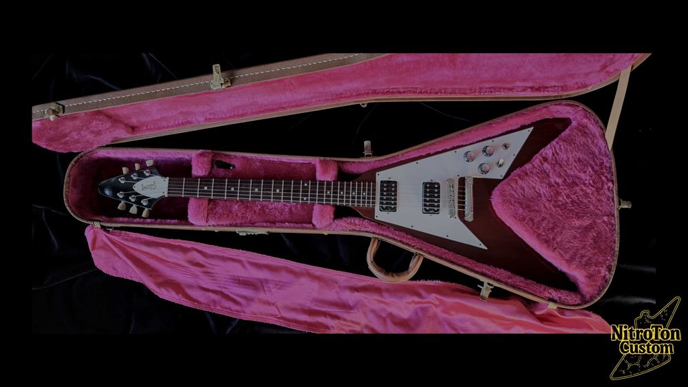 Gitara Gibson Fying V